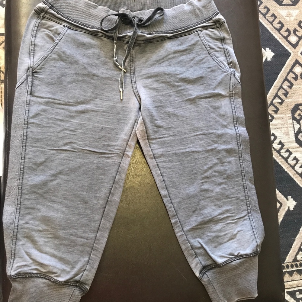 Grey capris